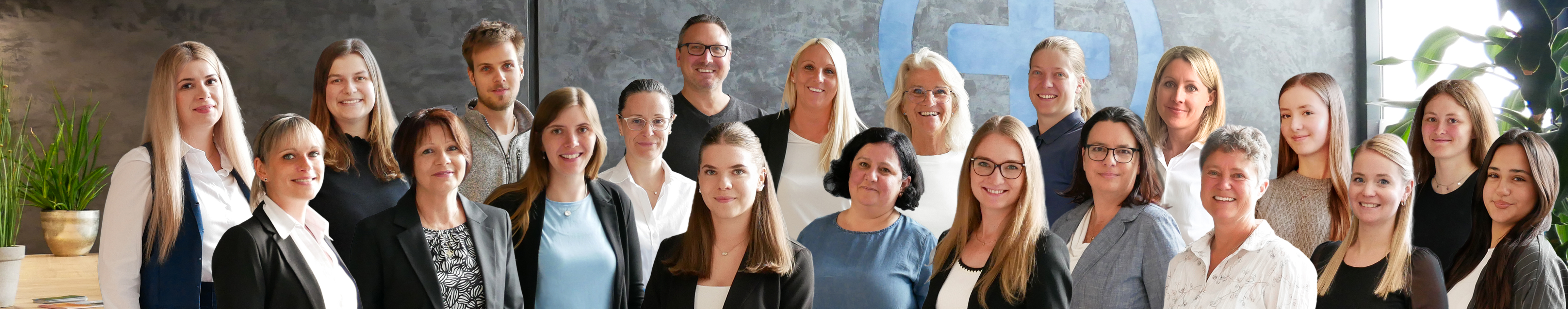 Gruppenfoto Mitarbeiter